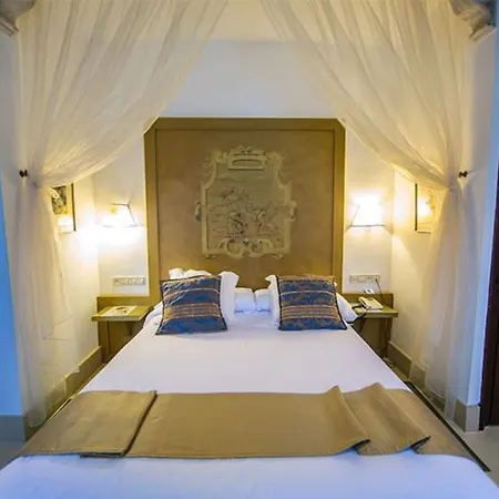 Hacienda Del Cardenal Готель 4*