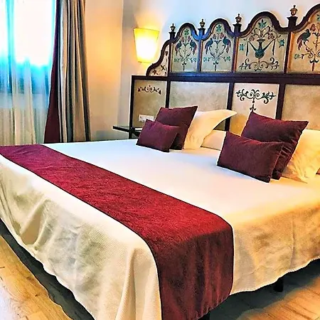 Otel Hacienda Del Cardenal 4*