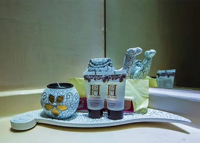 德尔卡德纳尔庄园酒店