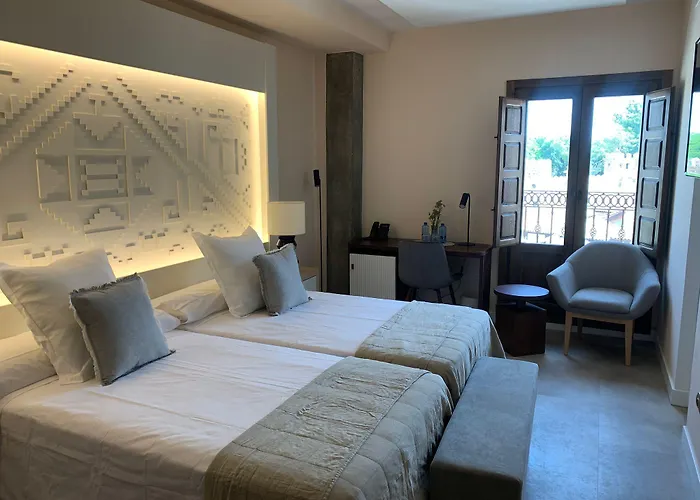 Hotel Hacienda Del Cardenal 4*